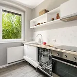 Spacious Family Promienista 1,5 Km To Hala Arena By Renters * Poznan