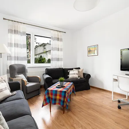 Spacious Family Promienista 1,5 Km To Hala Arena By Renters Poznan