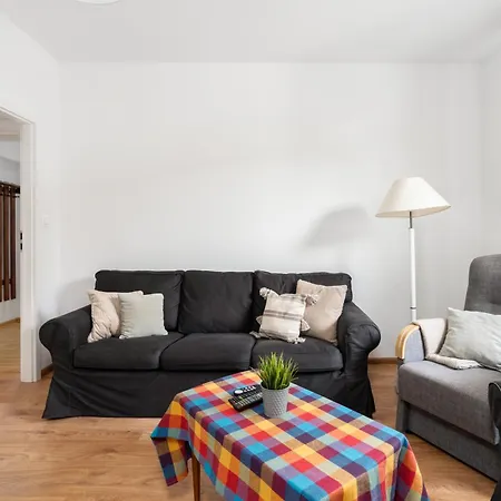 Apartment Spacious Family Promienista 1,5 Km To Hala Arena By Renters *