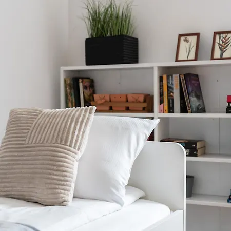 Spacious Family Promienista 1,5 Km To Hala Arena By Renters Poznan