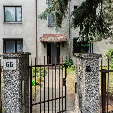 Spacious Family Promienista 1,5 Km To Hala Arena By Renters Apartment