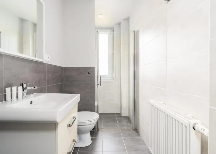 Spacious Family Promienista 1,5 Km To Hala Arena By Renters Poznan