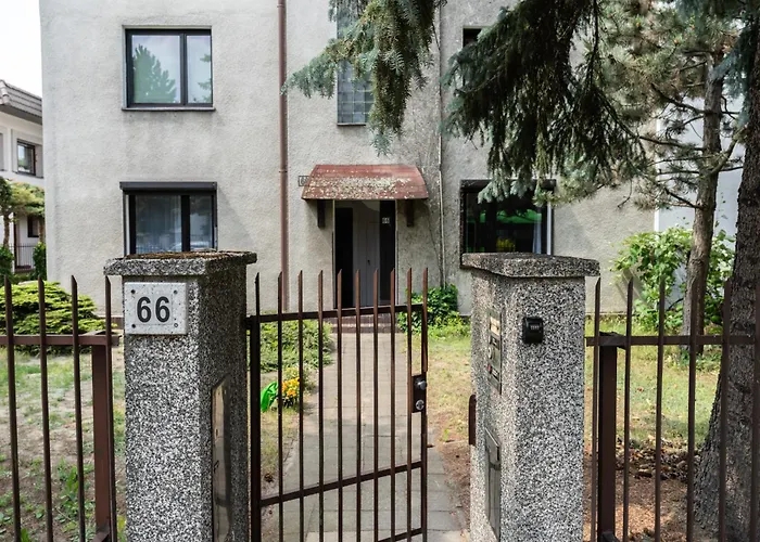 Spacious Family Promienista 1,5 Km To Hala Arena By Renters Apartment